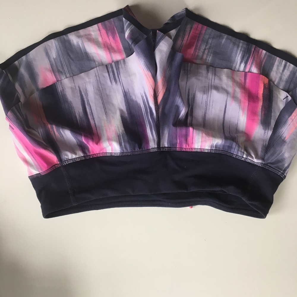 Running shorts